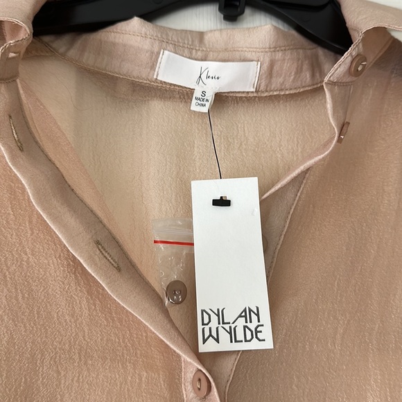 Sheer cropped button down - Picture 2 of 2